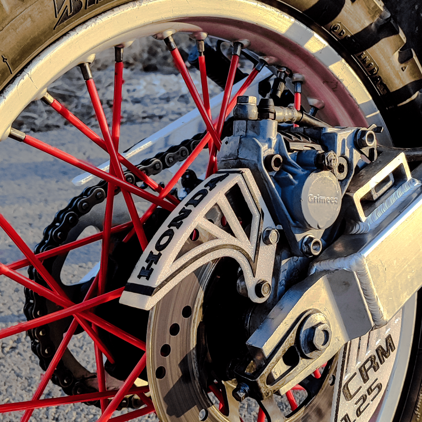 Protector Disco Trasero Superior Honda CRM